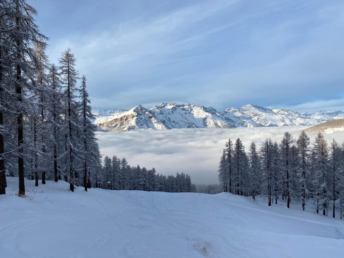 Orso Bianco Hotel & Chalet Sauze D'Oulx Exterior photo